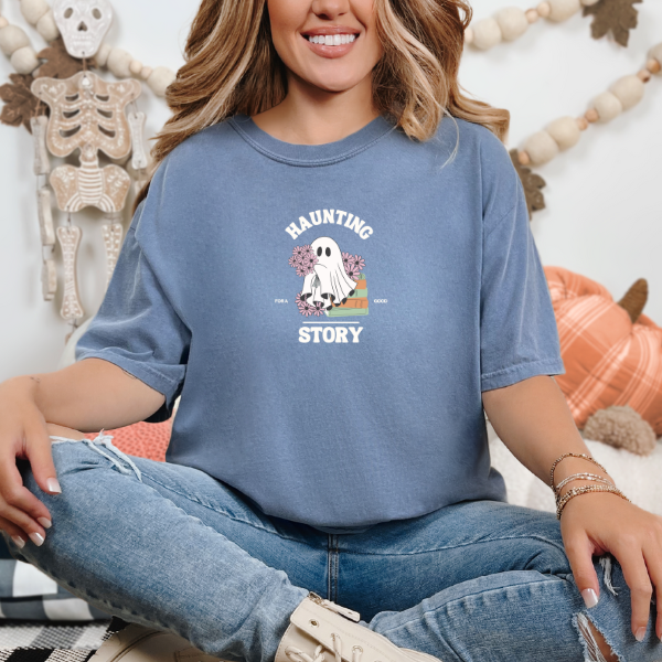 Haunting For A Good Story Halloween T-shirt