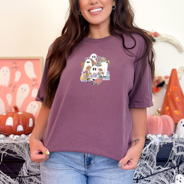 Ghostly Reading Cuddle Puddle Halloween T-shirt, Sweatshirt, Mug